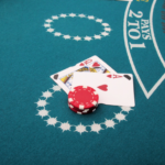 Een Avondje Blackjack Organiseren: Kaarten, Kansen en Casino-Flair